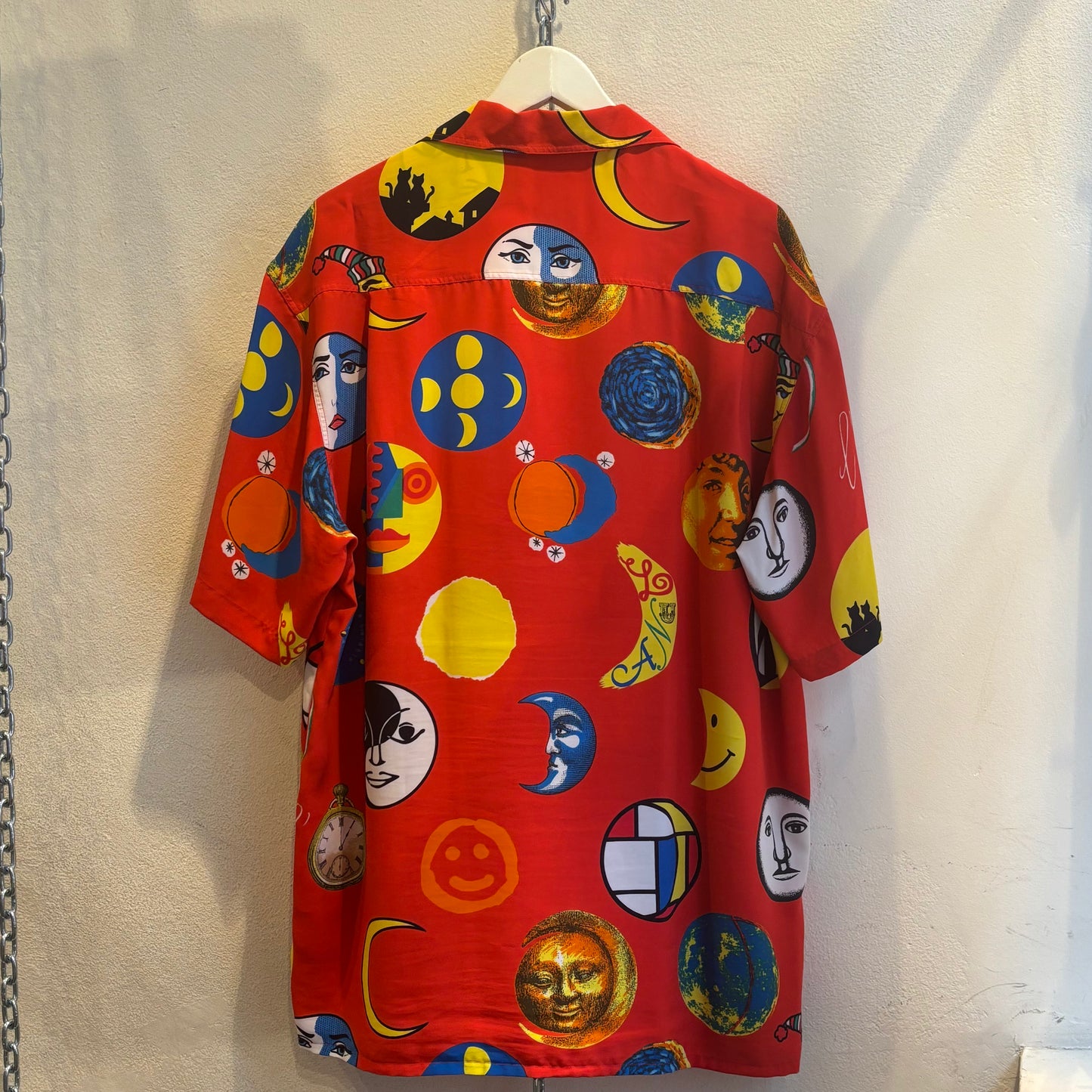 Moschino moons red shirt