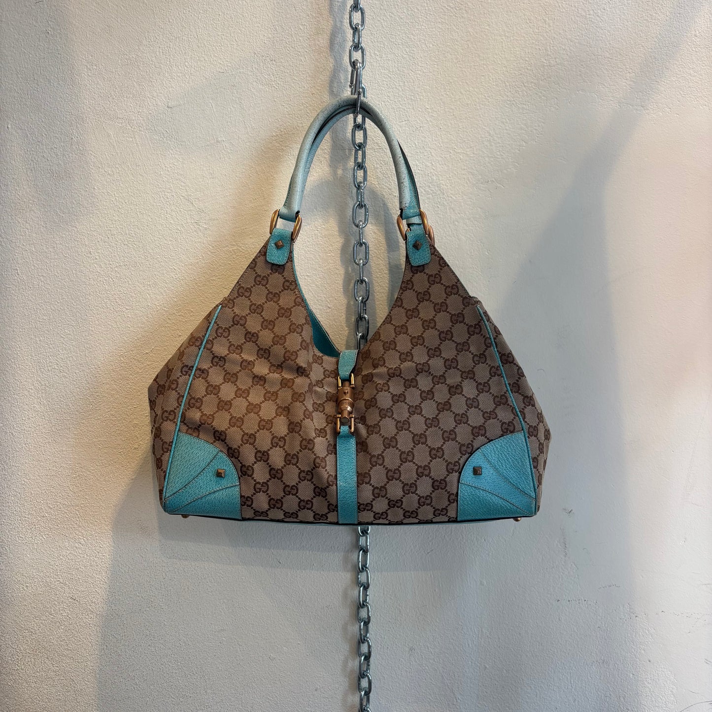 Gucci Jackie Bardot shoulder bag
