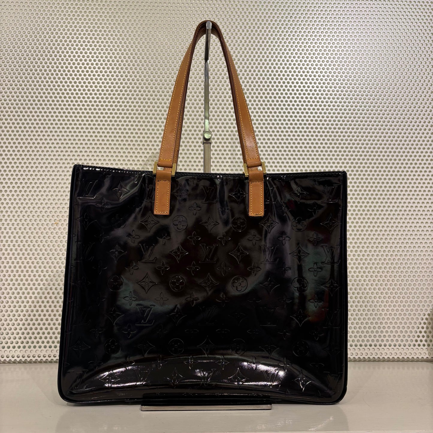 Louis Vuitton Columbus vernis leather bag
