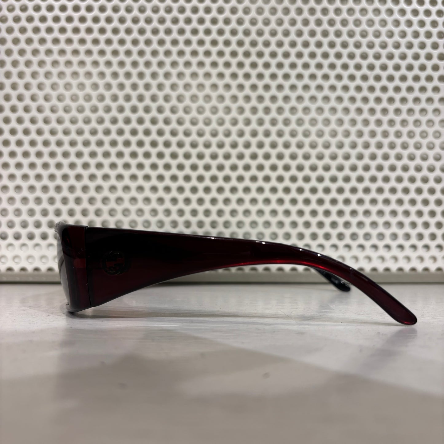 Gucci sunglasses dark red