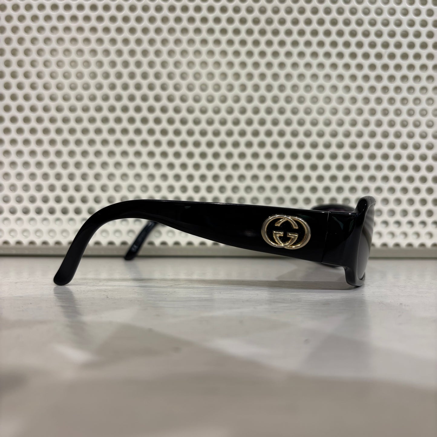 Gucci sunglasses black