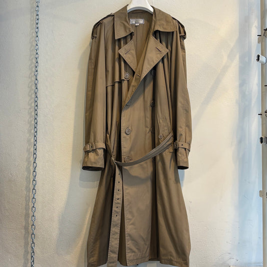 Yves Saint Laurent beige trenchcoat