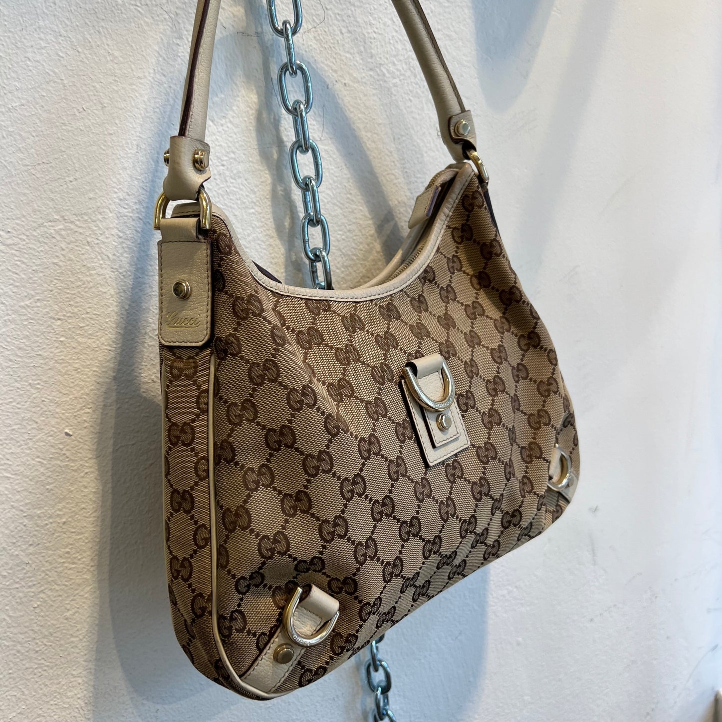 Gucci abbey white leather bag